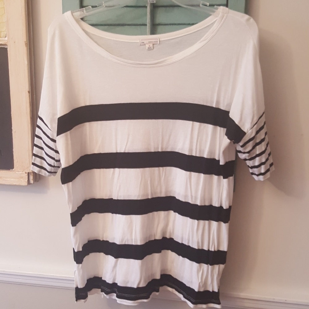 Gap 3/4 Sleeve Top